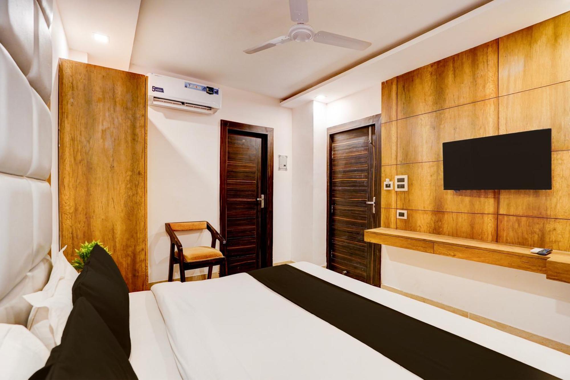 Super Hotel O Haridwar Near Shanti Kunj Raiwala Extérieur photo